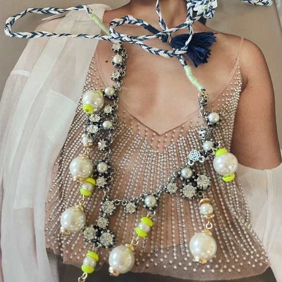 New - Anthropologie pearl accents statement necklace - Picture 1 of 6